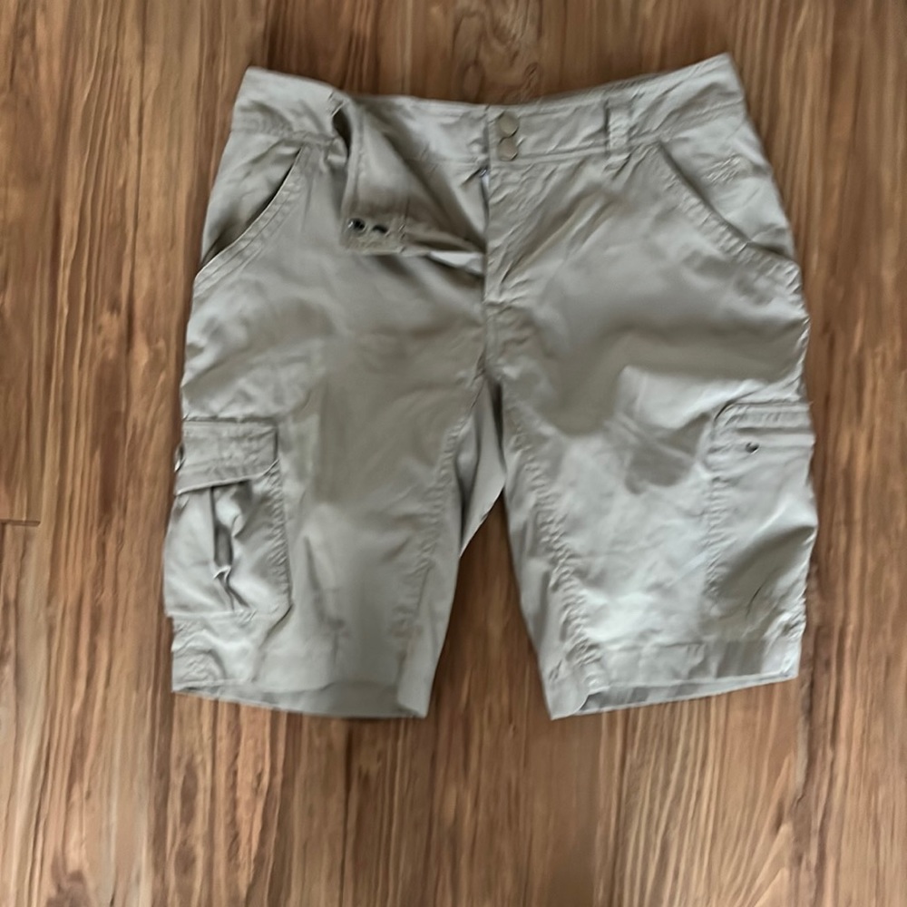 North face Women's Cargo Shorts